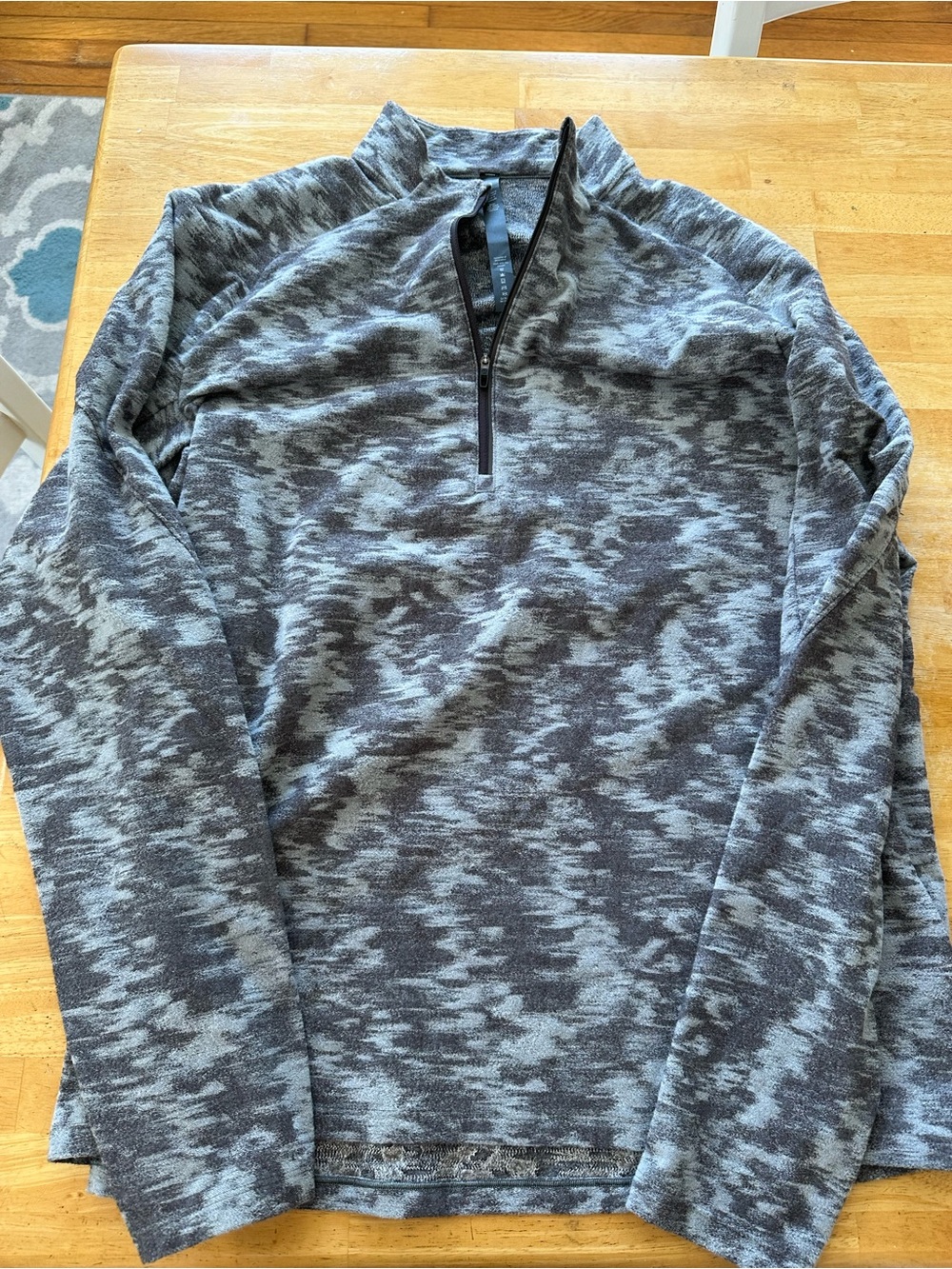 Lululemon men’s pullover size XXL